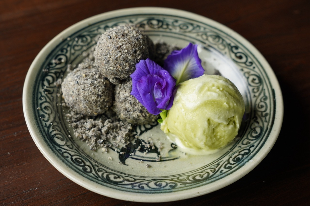 Daek Nga with coconut pandan ice cream in a hand-painted Sukhothai ceramic bowl